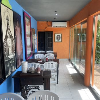 Chichibas - Cafeteria Near Me - Mérida, YUC