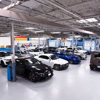 CSN 427 Auto Collision - Body Shops Near Me - Toronto, Ontario