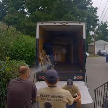 Atlant Moving & Storage - MULTIPLE smoke breaks while charging by the hour. - Movers Near Me