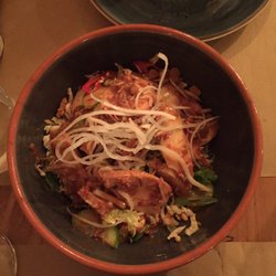 Koh - Chicken satay salad