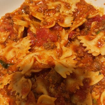 Serafini - Bolognese and bow ties - Italian Near Me - Frankfort, Kentucky Serafini - Bolognese and bow ties - Italian Near Me - Frankfort, Kentucky