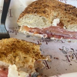 First time experiencing this bagel joint... delicious!! First time experiencing this bagel joint... delicious!!