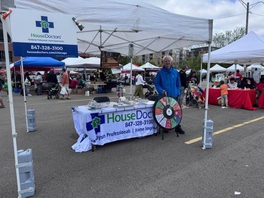 House Doctors of Chicago and North Shore Logo