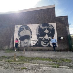 Sifters Records - Oasis mural around the record store