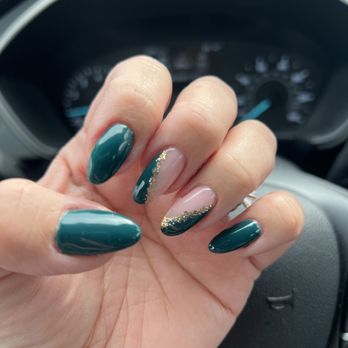 Sugar Nails & Lashes - Laura. Clear dip with gel on top. Subtle St Patrick's Day - Nail Salons Near Me - Orange, California