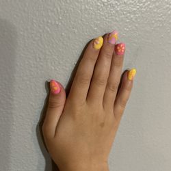 Nail World