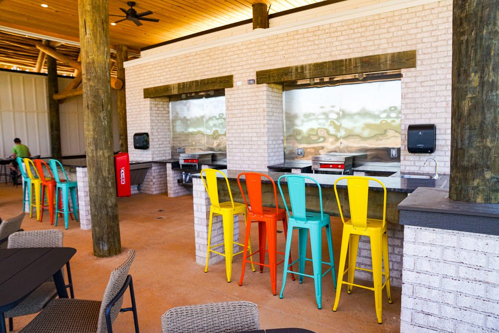 TROPIC HIDEAWAY RV RESORT Updated October 2024 18 Photos 2252