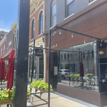 PULLMAN BAR & DINER - Updated September 2025 - 689 Photos & 717 Reviews