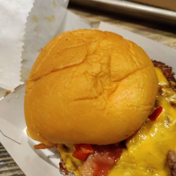 Shake Shack National Harbor - Smoked Stack - Fast Food Near Me - Oxon Hill, Maryland Shake Shack National Harbor - Smoked Stack - Fast Food Near Me - Oxon Hill, Maryland