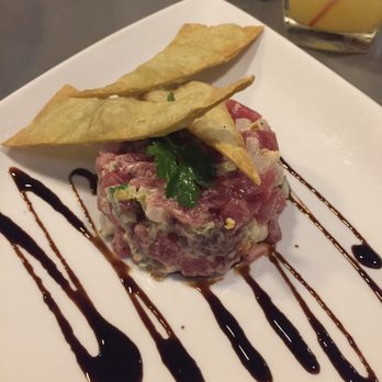 L BAR - Tuna tartar - Gastropubs Near Me - Hartford, Connecticut