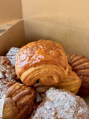 Forma Bakery by null