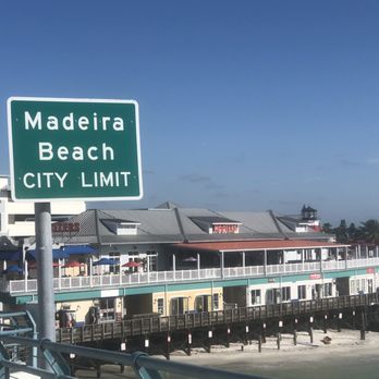 Island Gulf Resort - Hotels Near Me - Madeira Beach, Florida