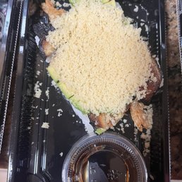 Dragon roll that I received. Dragon roll that I received.