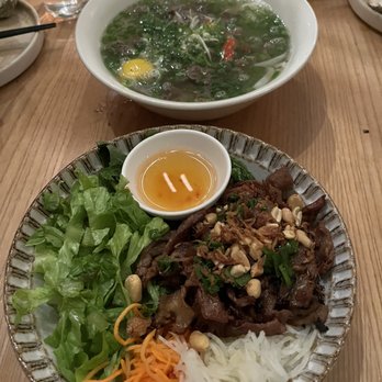 Di An Di - bun thit nuong lemongrass pork bowl - Vietnamese Near Me - Brooklyn, New York Di An Di - bun thit nuong lemongrass pork bowl - Vietnamese Near Me - Brooklyn, New York