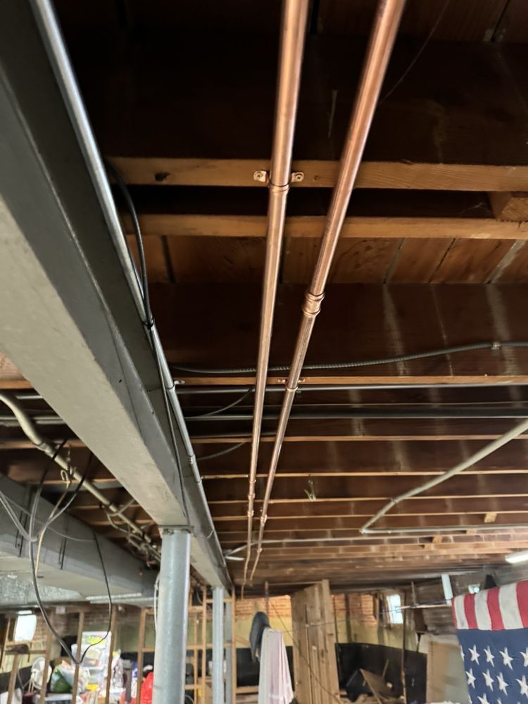 Slide of Manny's Building Maintenance And HVAC