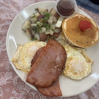 Buenos Días Cafe - Breakfast & Brunch Near Me - Gulf Breeze, Florida Buenos Días Cafe - Breakfast & Brunch Near Me - Gulf Breeze, Florida