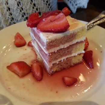 LongHorn Steakhouse - Strawberries and Cream Shortcake - Steakhouses Near Me - Webster, Texas