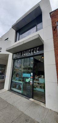 Main Squeeze by null