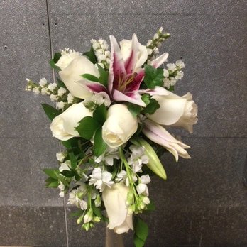 Chalifour's Flowers - Chalifours "fixed"  MOH bouquet - Florists Near Me - Manchester, New Hampshire
