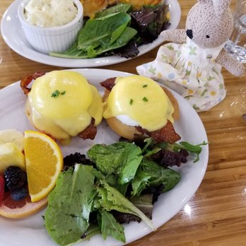 Starving Artist Waffles & Espresso - Breakfast & Brunch Near Me - Markham, Ontario Starving Artist Waffles & Espresso - Breakfast & Brunch Near Me - Markham, Ontario