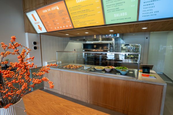 Tilly's Charcoal Chicken by null