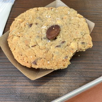 Eaton Good - Giant cookie! So tasty! - Barbeque Near Me - Key West, Florida
