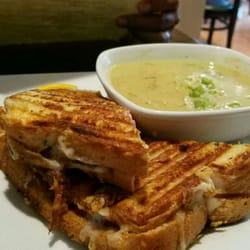 Zerelda's Bistro - Ham panini and split pea soup! Yums!