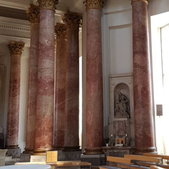 Elisabethkirche - Altar - Churches Near Me - Nuremberg, BY
