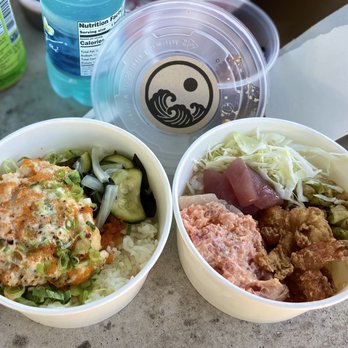 Nami Kaze - Daily Special (Tuna tsukune, scallop dynamite, lobster mayo, namasu) (left) and Nami bowl (right) - Japanese Near Me - Honolulu, Hawaii