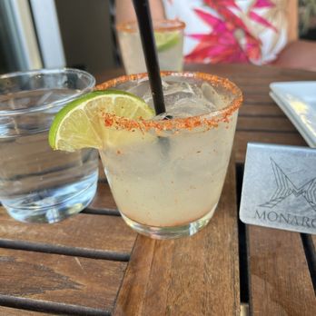 Monarch Rooftop - Margherita - Lounges Near Me - New York, New York