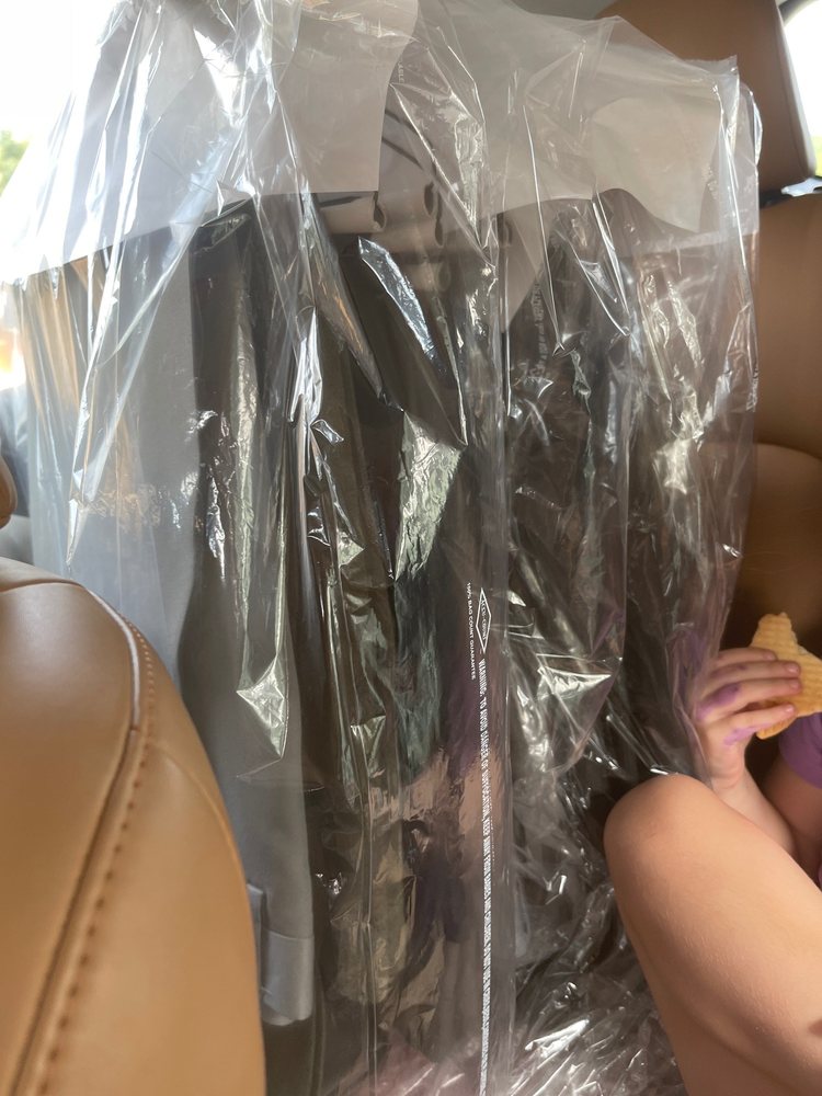 MIMI RINAL DRY CLEANERS Updated September 2024 257 E Cuyahoga Falls Ave, Akron, Ohio Dry