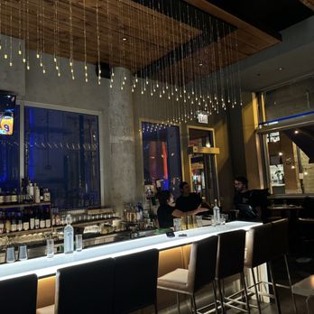Jinsei Motto - Main bar - Sushi Bars Near Me - Chicago, Illinois