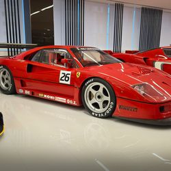 Unlimited Wraps - Custom decals on 1994 Ferrari F40 LM