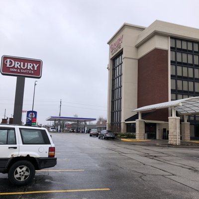 DRURY INN & SUITES TERRE HAUTE - Updated December 2025 - 29 Photos & 49 Reviews - 3040 US 41
