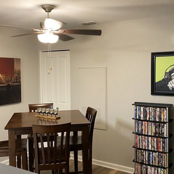 Shaliko - Dining Room - Apartments Near Me - Rocklin, California