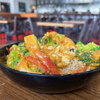 Pei Wei Asian Kitchen - Thai Coconut Curry Chicken - Asian Fusion Near Me - Tulsa, Oklahoma Pei Wei Asian Kitchen - Thai Coconut Curry Chicken - Asian Fusion Near Me - Tulsa, Oklahoma