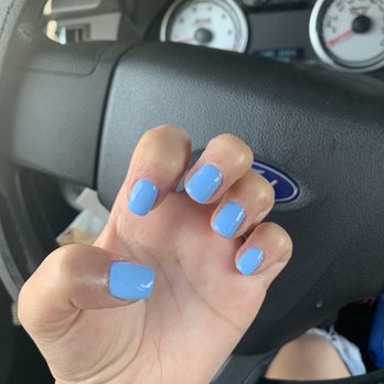 Gorgeous Spa - First time visiting gel manicure by TiTi - Nail Salons Near Me - Bakersfield, California