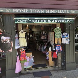 Carol's Gifts & Jewelry - Entrance to store.