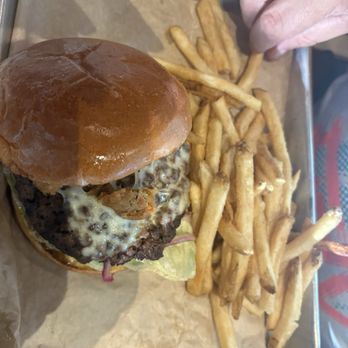 BJ's Restaurant & Brewhouse - Pizza Near Me - Sacramento, California