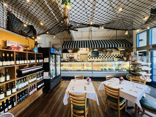 Sea Harvest Fish Market & Restaurants by null