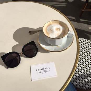 Holiday Café - Latte - Cafes Near Me - Paris, 75 Holiday Café - Latte - Cafes Near Me - Paris, 75