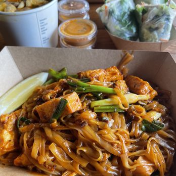 55 Thai Kitchen - Pad Thai Noodles - Thai Near Me - San Diego, California