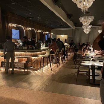 Exploring The Guest House Austin: A Unique Dining Experience In Downtown