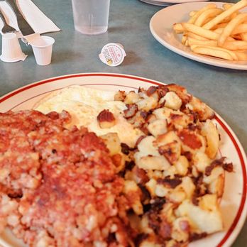 Dan's Place Two - Breakfast & Brunch Near Me - Albany, New York