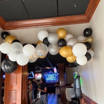 Berd's Grill & Bar - Restaurants Near Me - Fairfield, Ohio Berd's Grill & Bar - Restaurants Near Me - Fairfield, Ohio