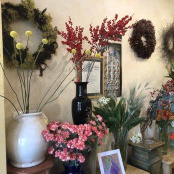 Jutta's Flowers - Flowers arrive Wednesdays and Fridays. - Florists Near Me - Berkeley, California Jutta's Flowers - Flowers arrive Wednesdays and Fridays. - Florists Near Me - Berkeley, California