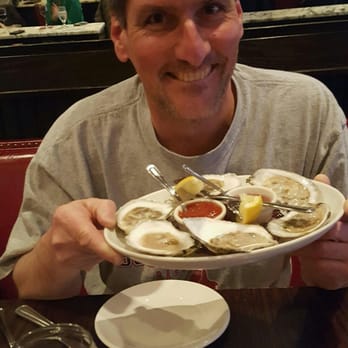 Foundry on Elm - Perfect food. - Bars Near Me - Somerville, Massachusetts
