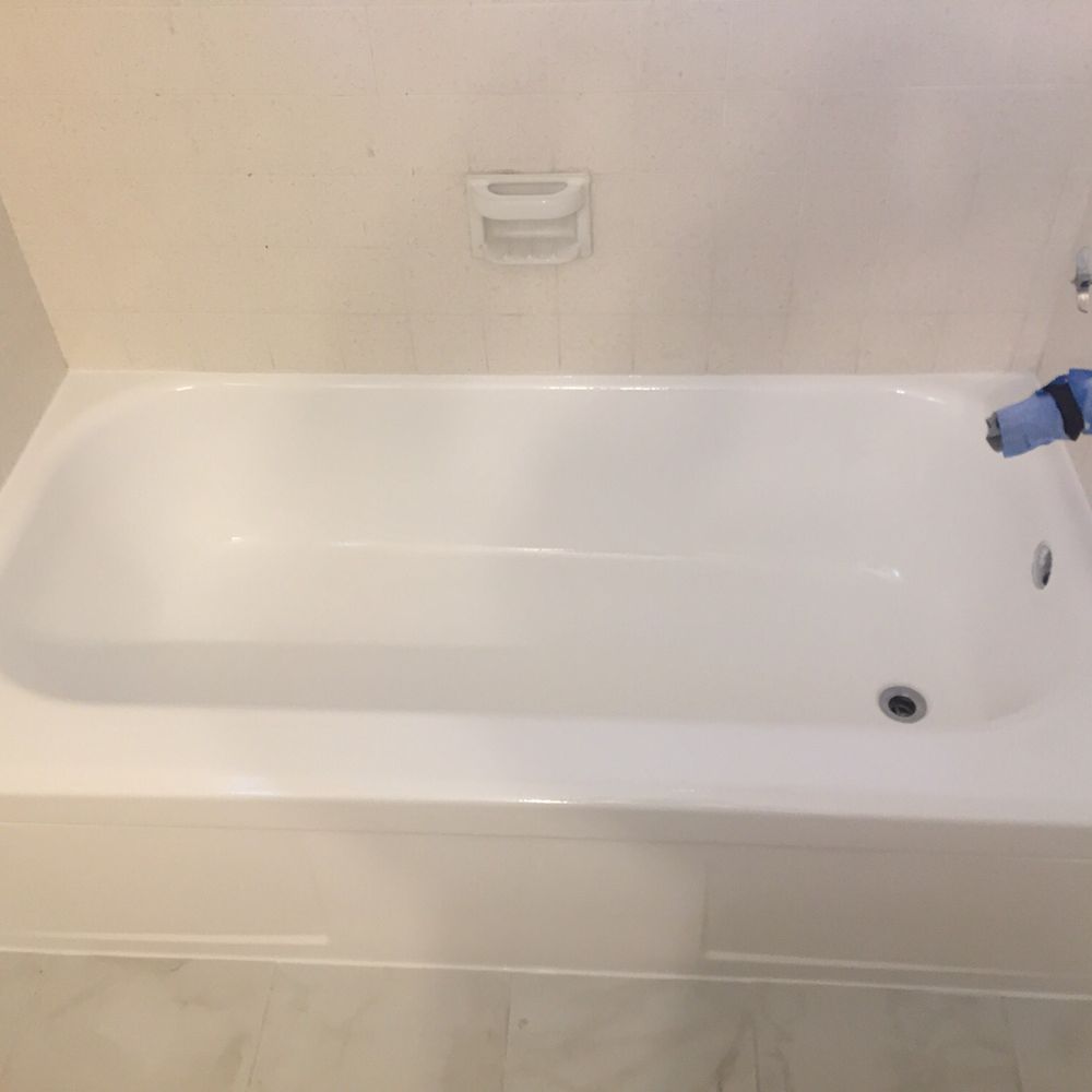 This tub was salmon colored before!