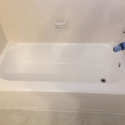 This tub was salmon colored before!