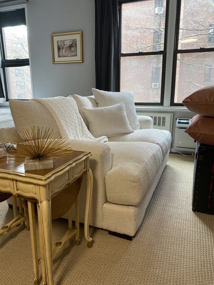 THE SHOW PLACE FURNITURE GALLERIES 52 Reviews 1660 Broad Hollow Rd